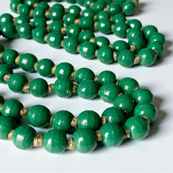 Antique Bohemia Late 1700s Austria Dutch Green Glass Round Peasant Trade Beads. - Picture 3 of 6